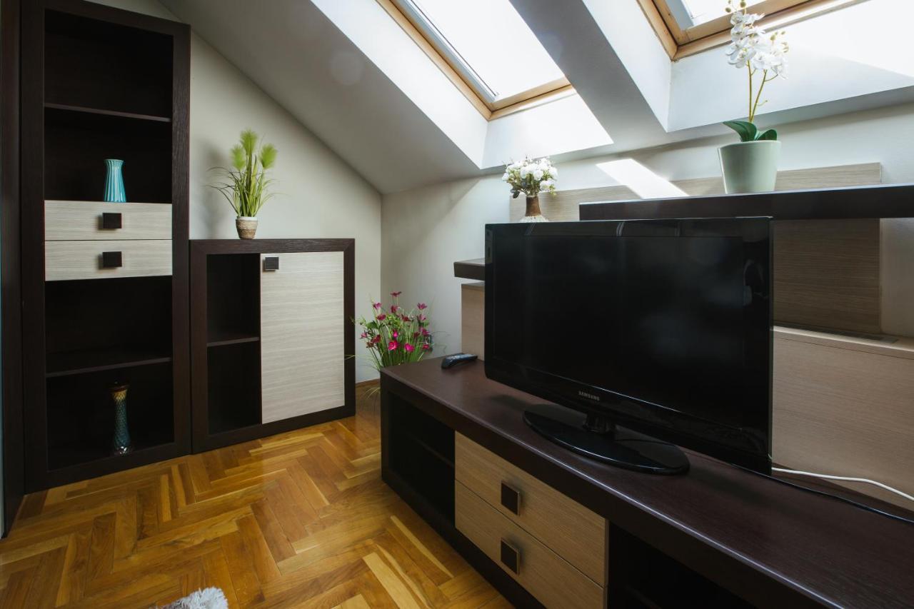Old Town Flat Daire Novi Sad Dış mekan fotoğraf