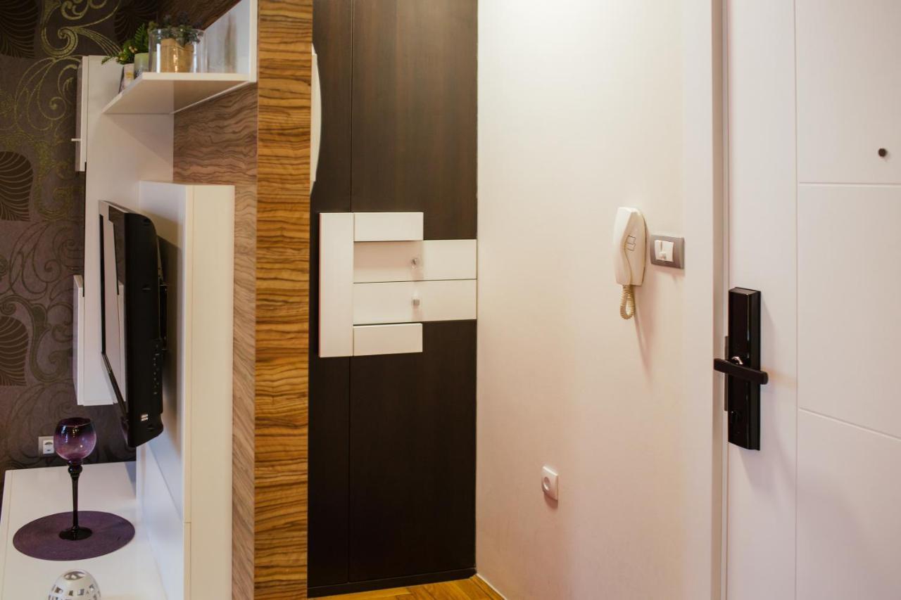 Old Town Flat Daire Novi Sad Dış mekan fotoğraf